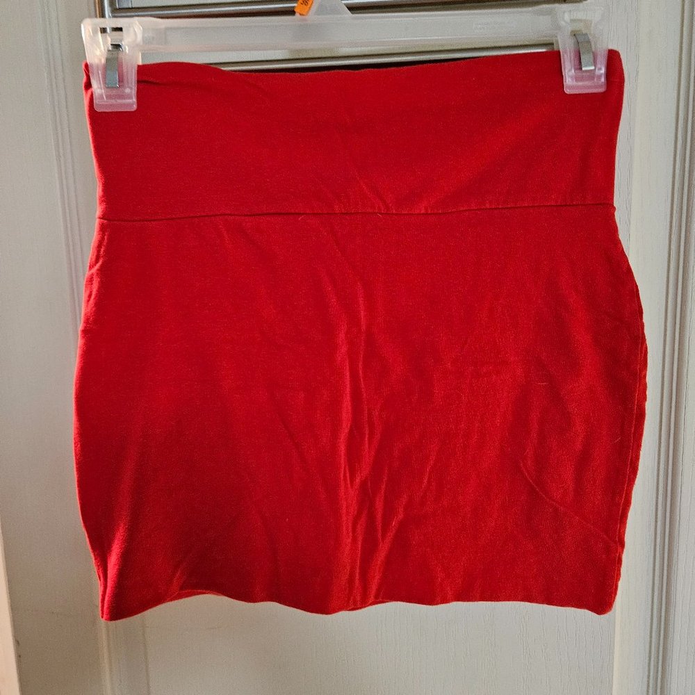 Red stretch mini skirt